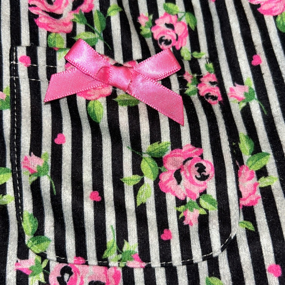 🦋Betsey Johnson Girls PJ’s 5/25$